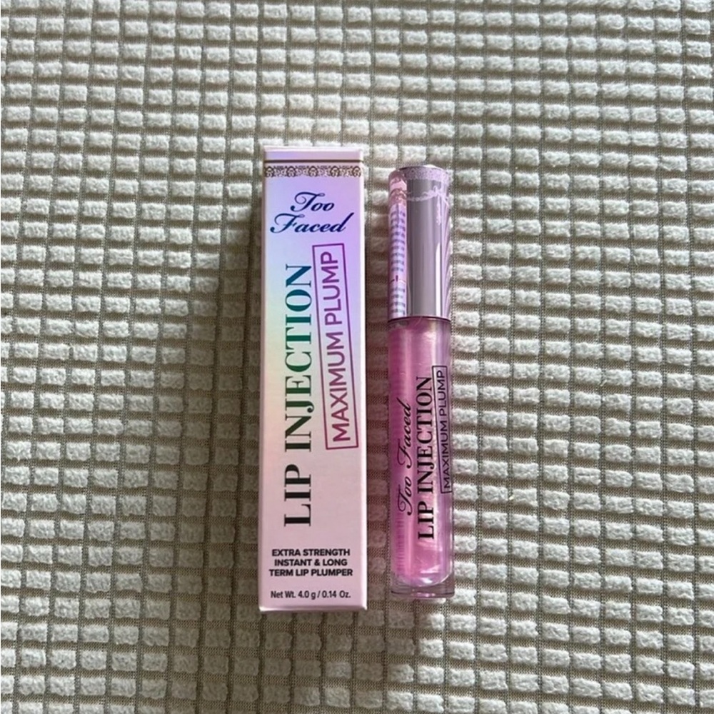 Too Faced Lip Injection Maximum Plump Lip Plumper